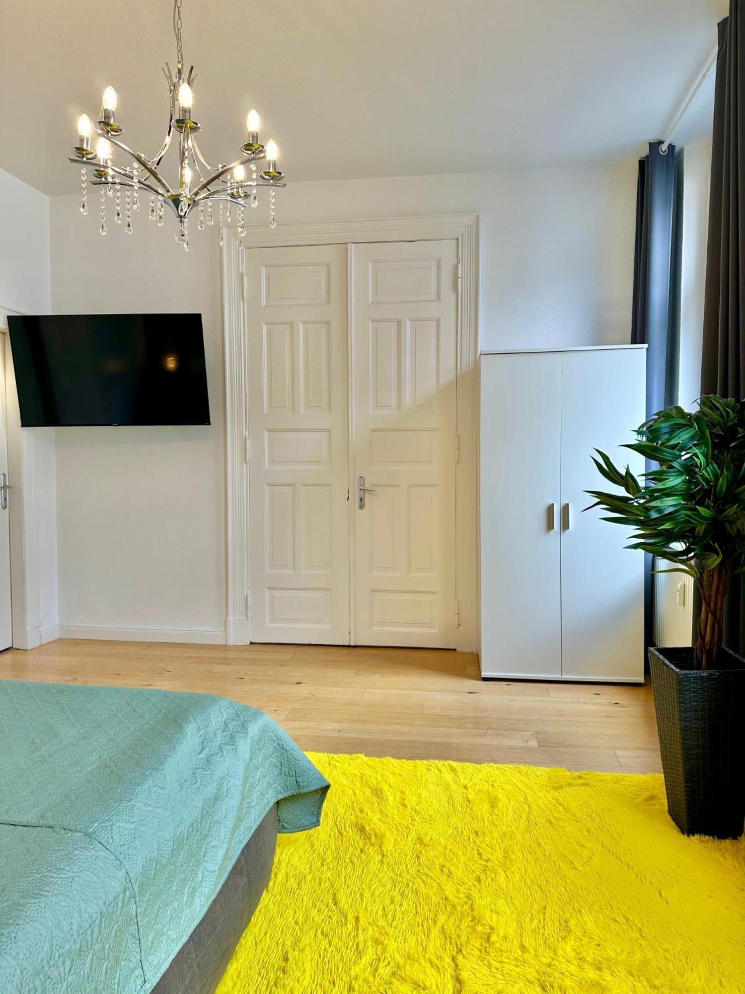 Geraeumiges City-Apartment Mit 2 Badezimmer Und Parkplaetzen D46-Og Oldenburg Esterno foto
